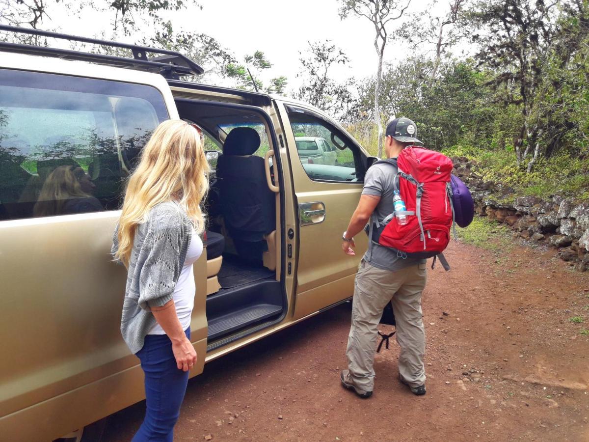 Lonesome George Ecolodge ปูแอร์โตอาโยรา ภายนอก รูปภาพ